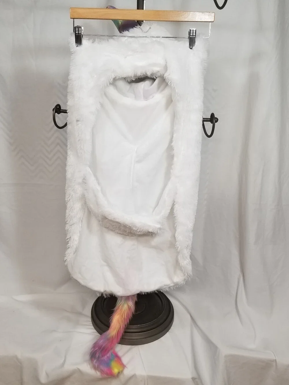 Bootique white unicorn